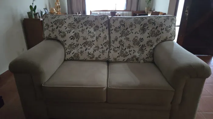 Sofá 2 lugares