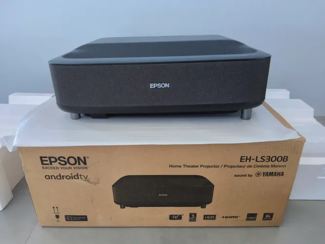 Projetor Epson Epiqvision LS 300 b usado excelente