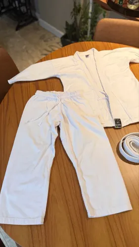 Kimono Shiroi para criança
