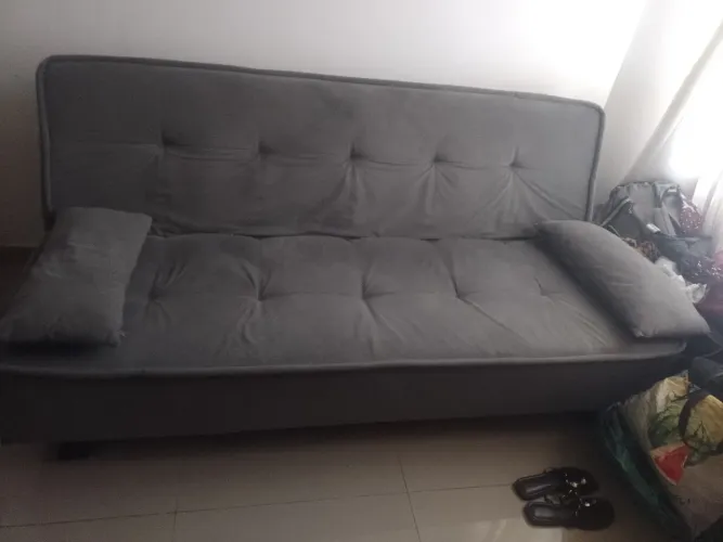 Sofá cama retrátil
