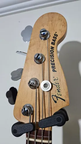 Baixo Fender USA