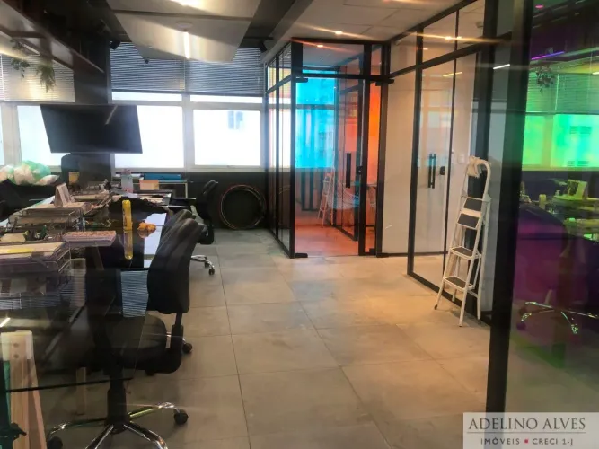 Conjunto comercial a venda no Jardim América