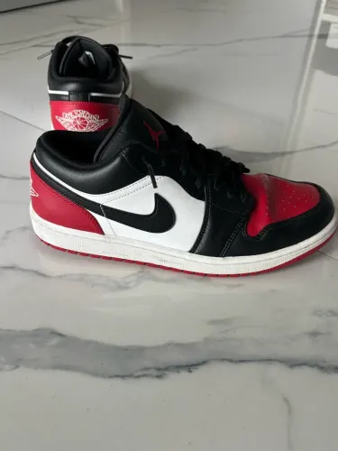 Nike air jordan 1 low