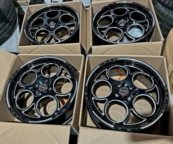 Rodas Aro 17 4x100 Weld Racing Magnum tala 7 et37