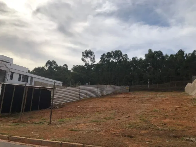 Lote à venda no Condomínio Costa Laguna - Alphaville Lagoa dos Ingleses