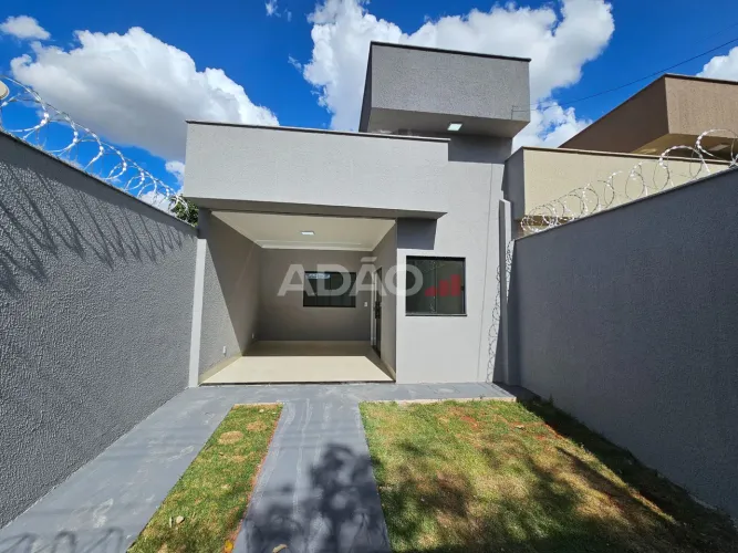 Vila Mutirão Casa de Rua com 3 Quarto(s) e 2 banheiro(s) à Venda, 80.00 por R$ 370000.00 n