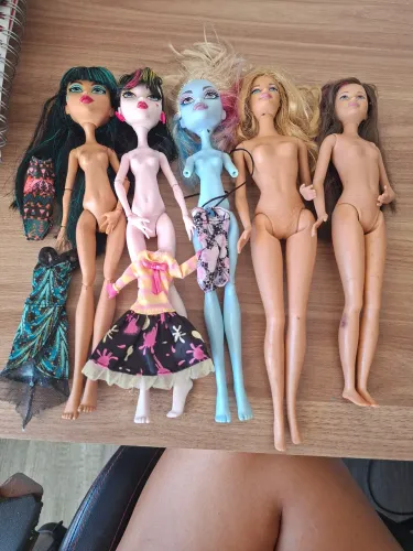 Monster High e Barbie DESCRIÇÃO