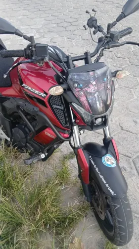Fz 15 2023 único dono moto super conservada com acessórios complementares 