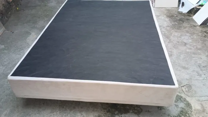 BASE  BOX CASAL PERFEITO ESTADO 