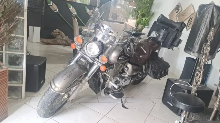 Honda Shadow 750