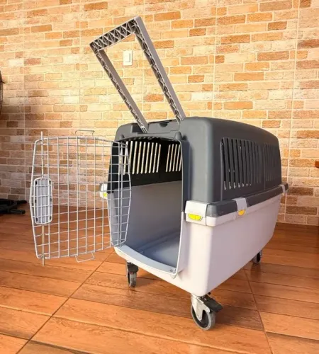 Caixa/Gaiola de Transporte para Pets - SEMINOVA
