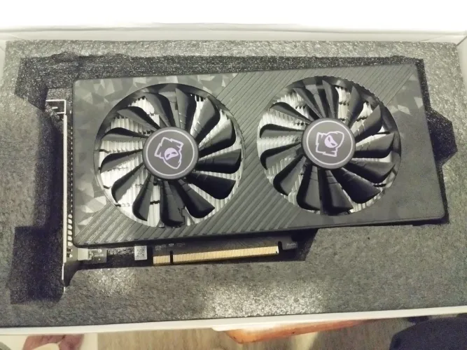 Placa de vídeo RX 590 8gb