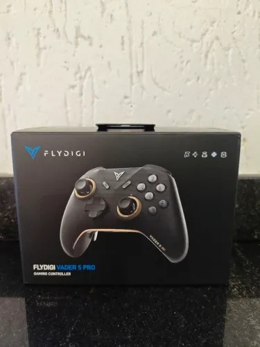 *Flydigi Vader 5 Pro V2*<br>Lacrado <br>*R$490,00*<br>Lacrado <br>*R$490,00*