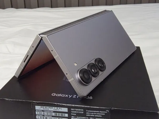 Samsung Galaxy Z Fold 6 (ótimo estado)