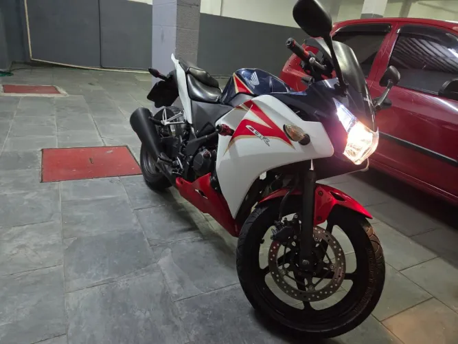 Cbr 250r ano 2012 venda 