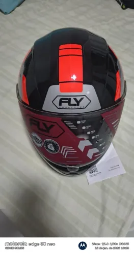 Vende-se capacete