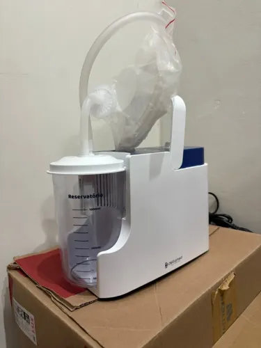 Aspirador hospitalar semi novo