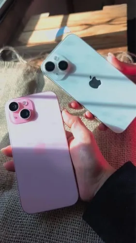 Combo dois celulares um 14 branco 128gb e o outro 15 rosa 128gb