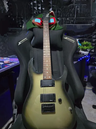 Guitarra ibanez ngt 121 ex