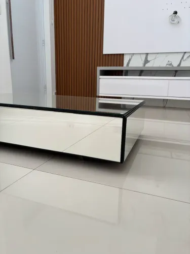 Mesa de Centro Espelhada