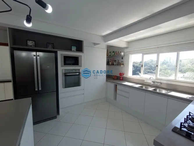 SOBRADO INDIVIDUAL TRIPLEX