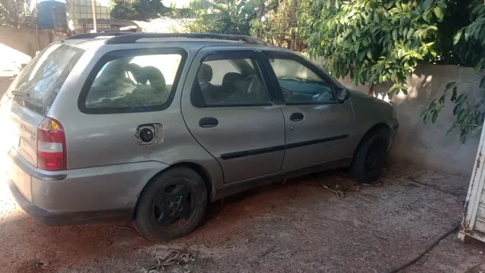 Fiat Palio Weekend ELX 1.5 MPI 4P (álcool) 2001
