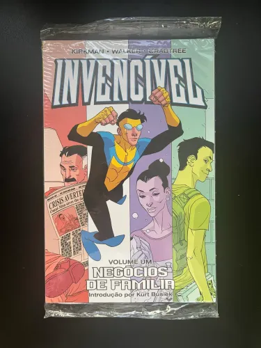 Hq invencível volume 1