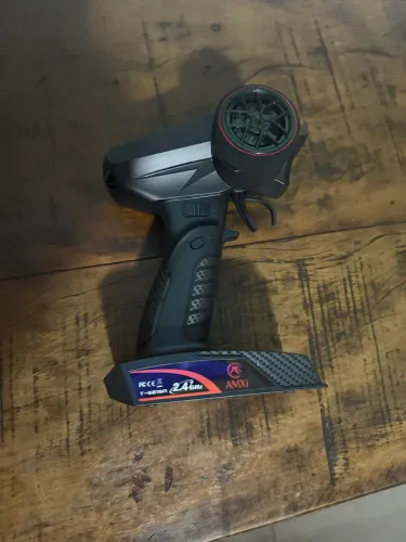 Rádio controle Automodelo RC
