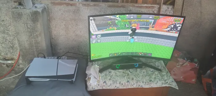 Vendo ou troco ps5 e monitor curvo de 32 polegadas 