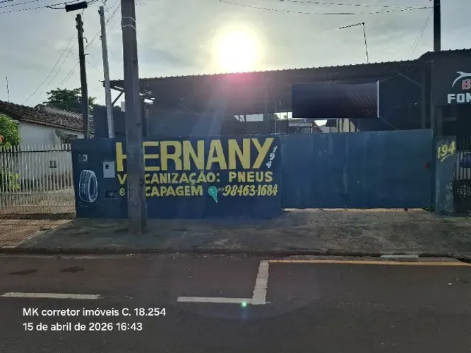 Imóvel comercial com terreno de 346,00 m2, cobertura de 130,00 m2 na Av. Mario de Menezes.