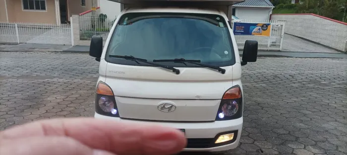 Hyundai HR 2.5 TCI Diesel (rs/rd) 2013