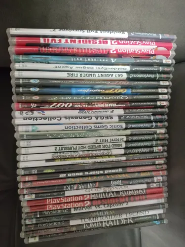 Lote com 30 jogos de PS2