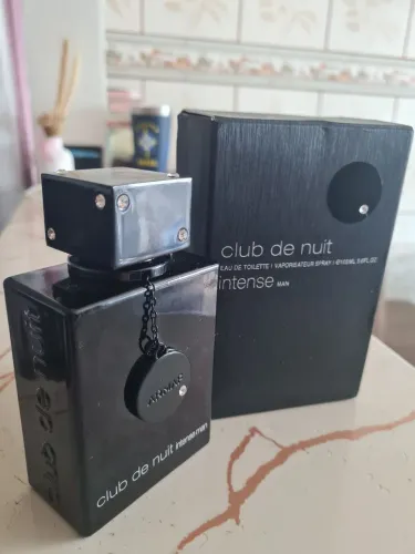 Perfume club the nuir intenso man
