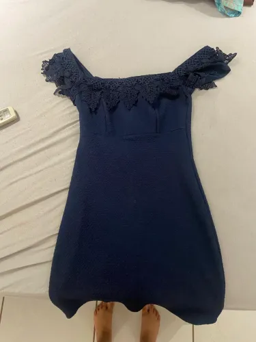 Vestido azul marinho curto c/ renda - Usado apenas 1x