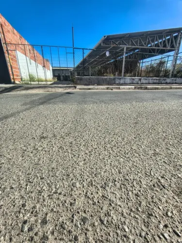 TERRENO PARA ALUGUEL (ANTIGO COURO E CIA) 300m2 em Pitangueiras - Lauro de Freitas - BA
