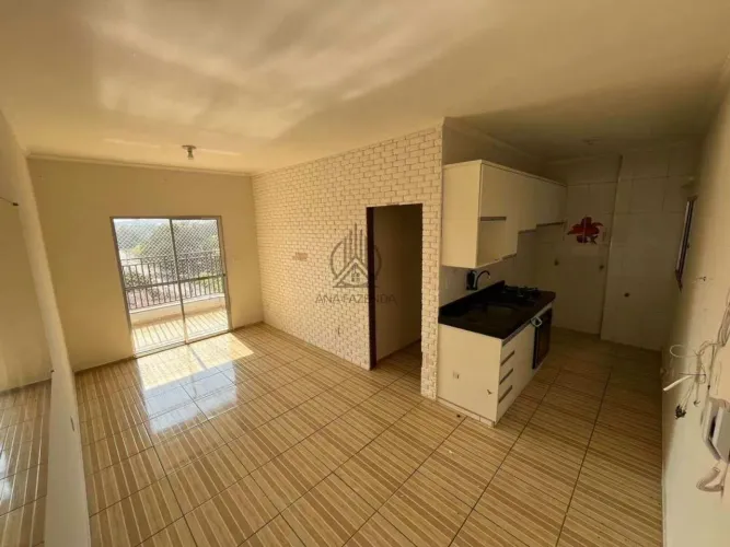 Apartamento à venda, no Edifício Santa Helena em Taubaté, Centro, com 2 quartos, 68m²