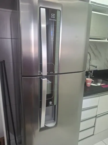 Geladeira eletrolux 360 litros