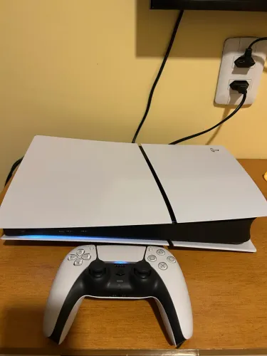 PlayStation 5 Slim novo desbloqueado