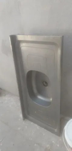 Pia inox com válvula