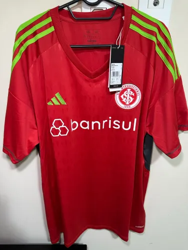Camisa Internacional adidas goleiro GG na etiqueta