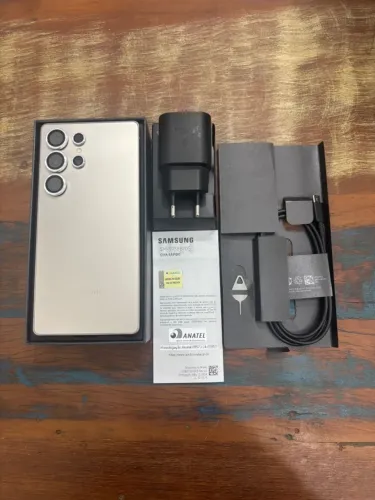 Celular Samsung Galaxy S25 Ultra 256gb, 12gb, Dual Sim Prata