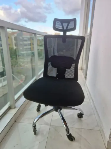 Cadeira de Escritório Ergonômica Tela Mesh - Retirar no endereço.