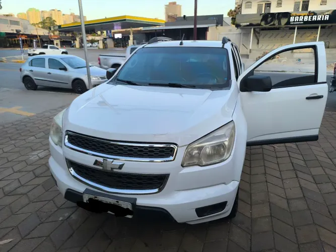 Chevrolet S10 Pick-up LS 2.4 F.power 4X2 CD 2012