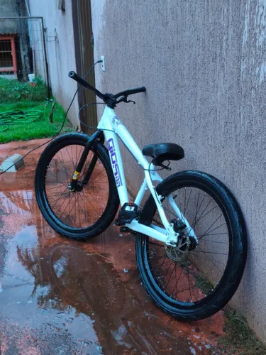 Bike EXCELENTE Gios 4 trix montada