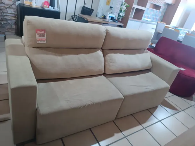 Sofá Retrátil e Reclinável