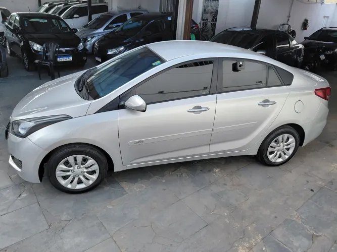 Hyundai HB20S C.plus/c.style1.0 Flex 12V Mec. 4P 2019