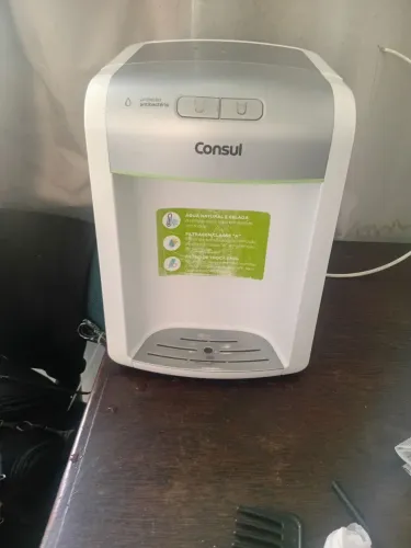 Purificador de água consul refrigerado gelando