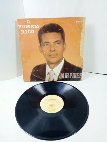 LP Vinil Jair Pires - O Homem Rico Raro<br>Verdadeira relíquia