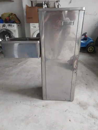 Bebedouro de inox