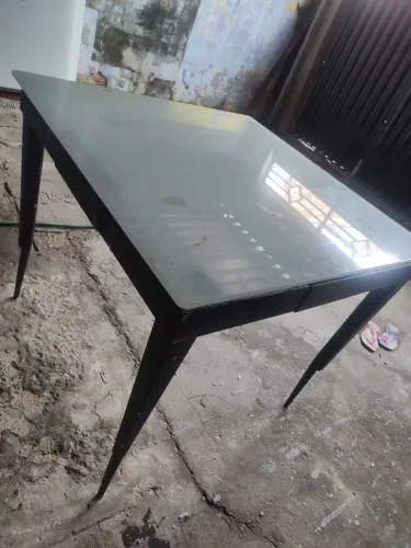 Vendo mesa de vidro